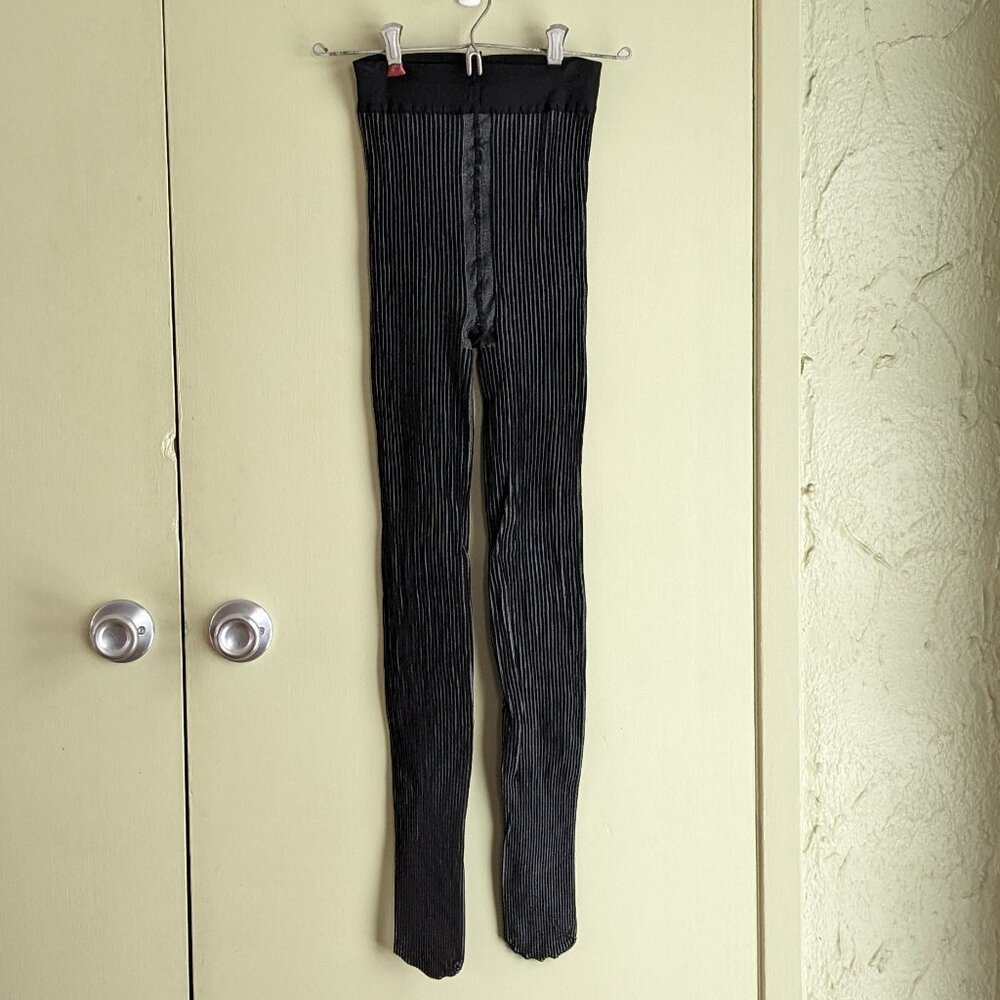 Snag tights, ribbed/striped, size F